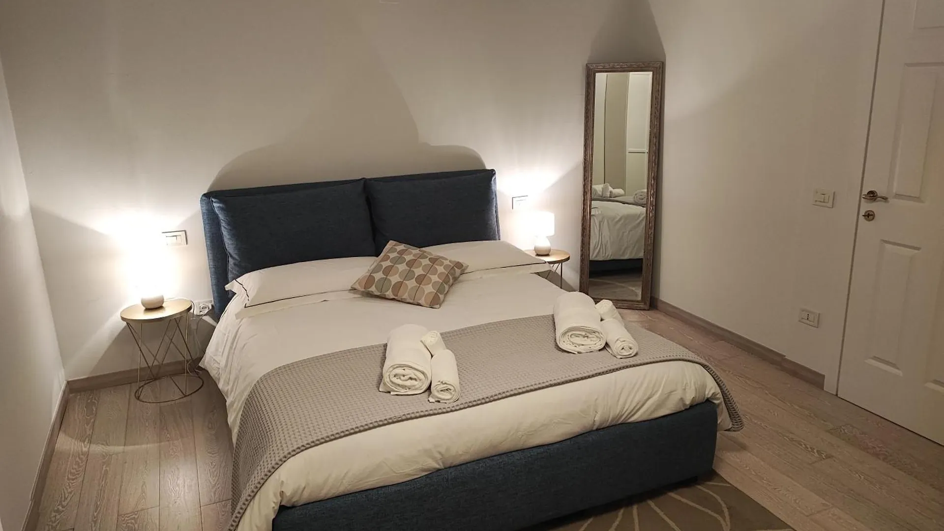 Appartamento In Villa Aulla Pontedera Apartment